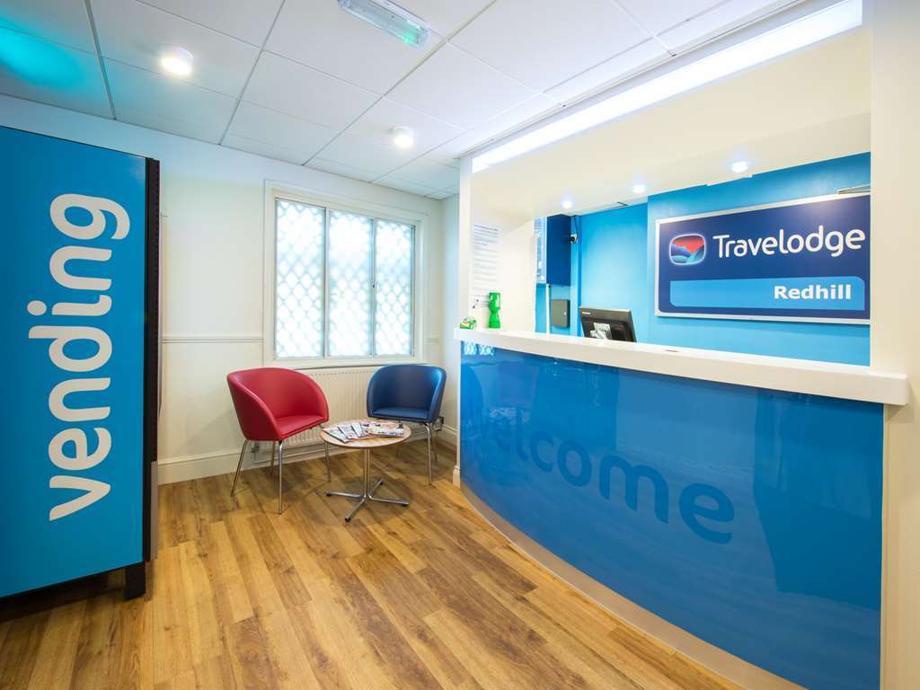 ريدهيل Travelodge Redhill المظهر الداخلي الصورة